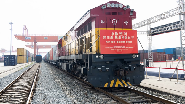 A freight train heading for Mannheim, Germany, is about to depart from the Xi'an international port in Xi'an, northwest China's Shaanxi Province, April 13, 2022. /Xinhua